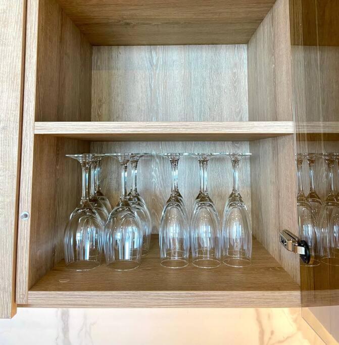 Brand New Luxury Oceanview 2beds Apt 40f Apartment