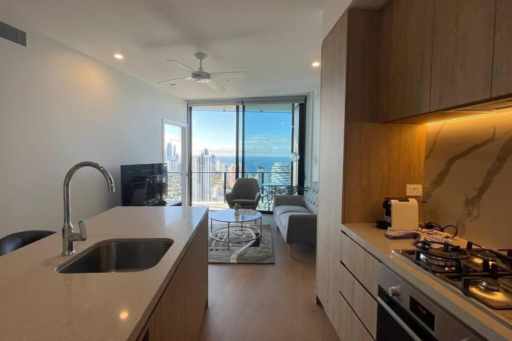 Brand New Luxury Oceanview 2beds Apt 40f *